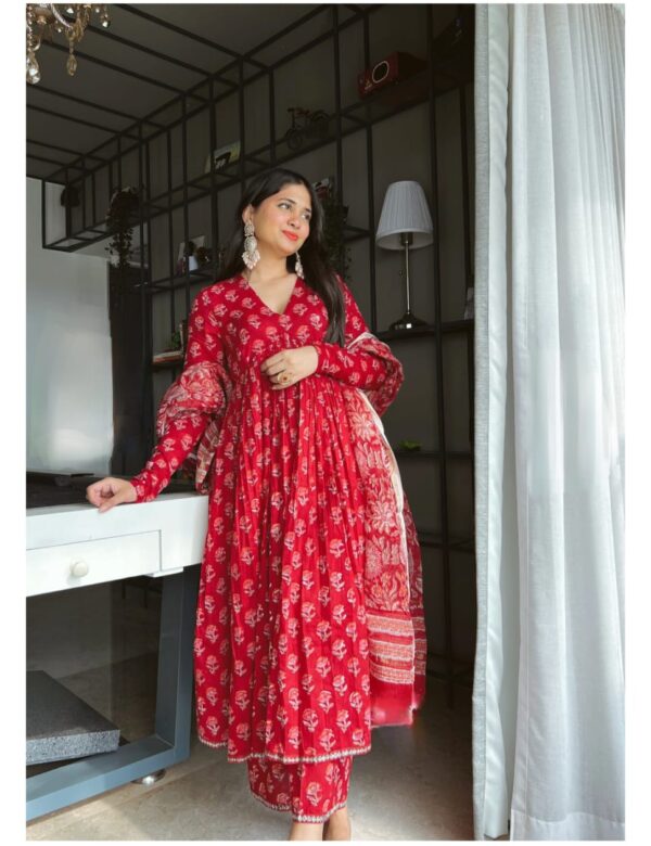 Beautiful Heavy Anarkali Kurti Pant and Dupatta
